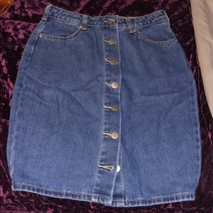 Denim pencil skirt